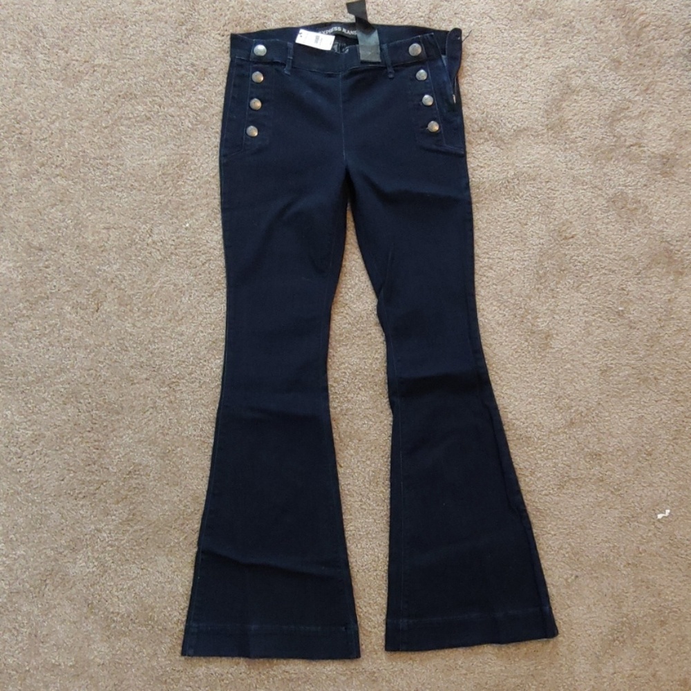 Express Belle flare mid rise jeans NWT